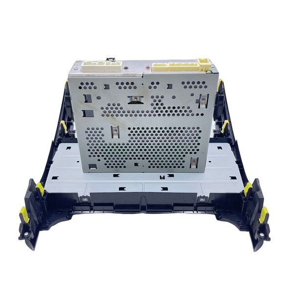 2012 2013 Toyota Camry Single Disc CD Player Radio Stereo P10069 OEM LKQ - Picture 4 of 6